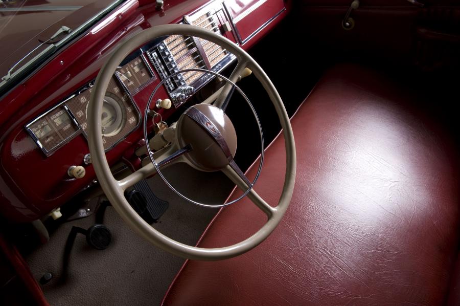 Plymouth Deluxe P-10 Convertible Coupe 1940 года  (фото 3 из 4)